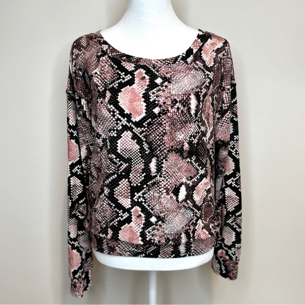 Pullover Top Blouse from Evereve / Pink Snake Print / XS